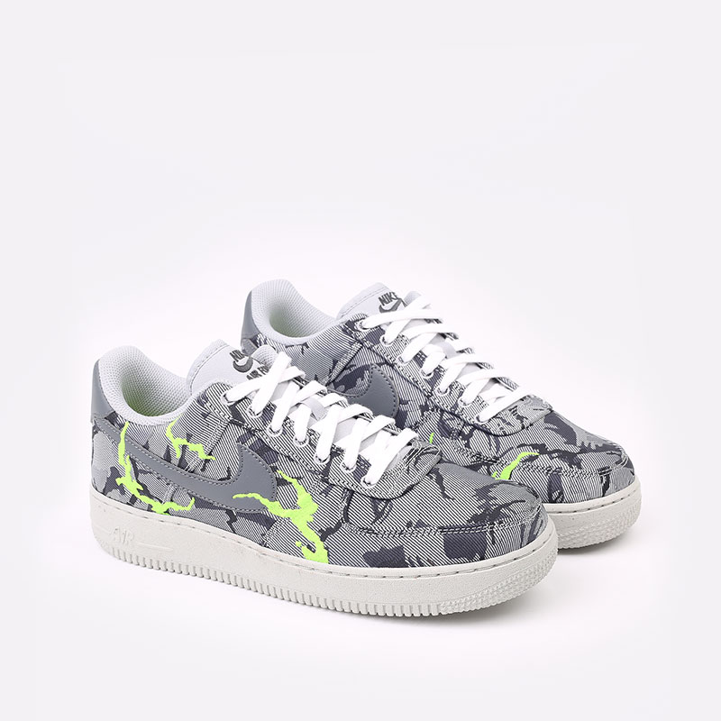 мужские серые кроссовки Nike Air Force 1 `07 LX CV1725-001 - цена, описание, фото 2